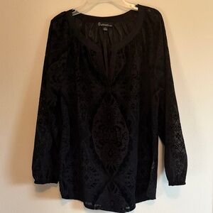 Signature Studio Black Velvet Burnout Tunic Top